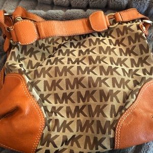 Michael Kors bucket bag